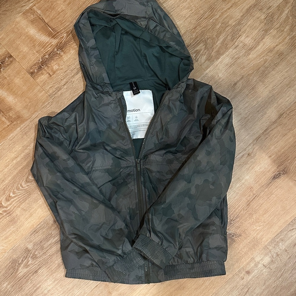 *NWOT* All in Motion Boys Large Hooded Rain Jacket Windbreaker